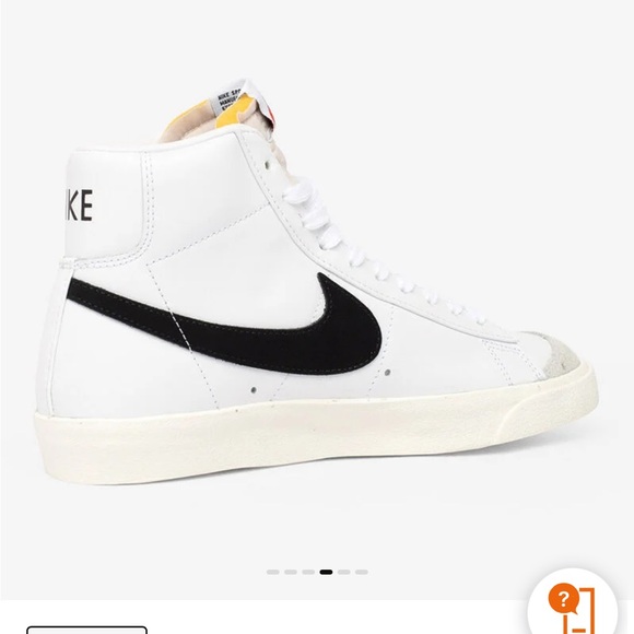 Women’s Nike Blazer Mid ‘77 Vintage - Picture 2 of 5